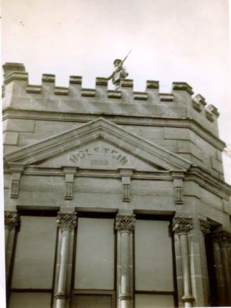 angus-guarding-schleswig-holstein