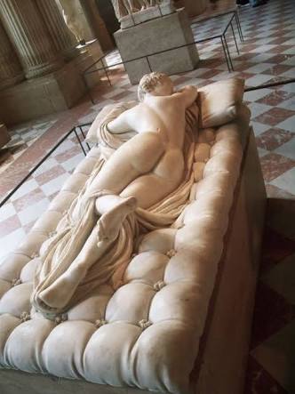 Stone_mattress_Bernini